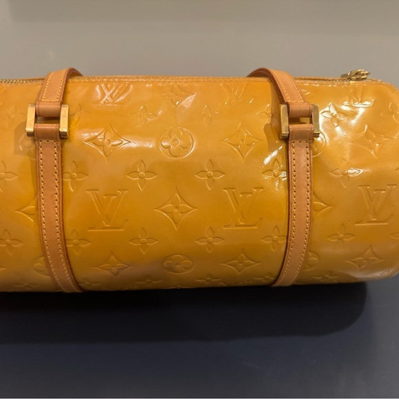 Louis Vuitton Monogram Vernis Bedford Bag - Picture 5 of 11